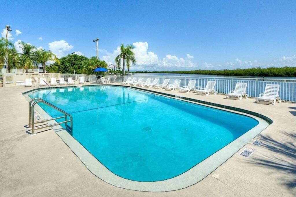 Sea Spray, Studio 114, Beach Steps Away! Pool+Wifi Ruskin Exterior foto