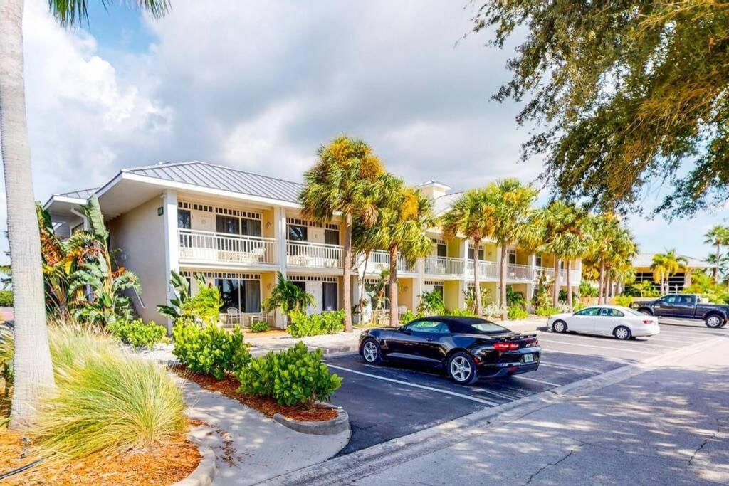Sea Spray, Studio 114, Beach Steps Away! Pool+Wifi Ruskin Exterior foto